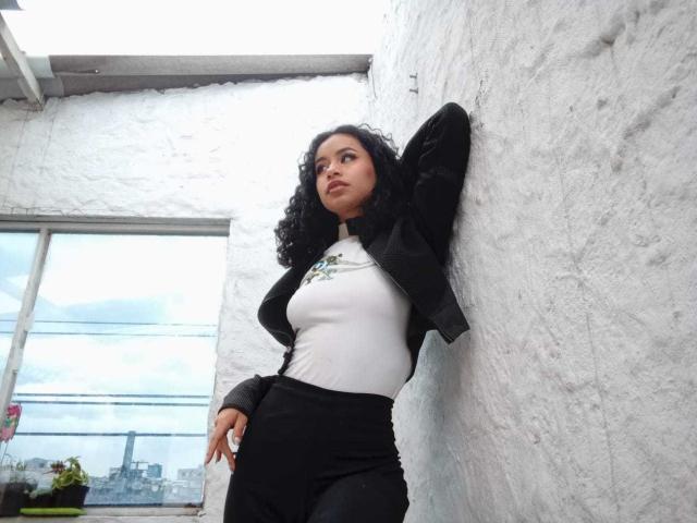 HeilyPeterson - Live sexe cam - 20081194