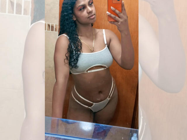 EmmaRiicco - Sexe cam en vivo - 20083866