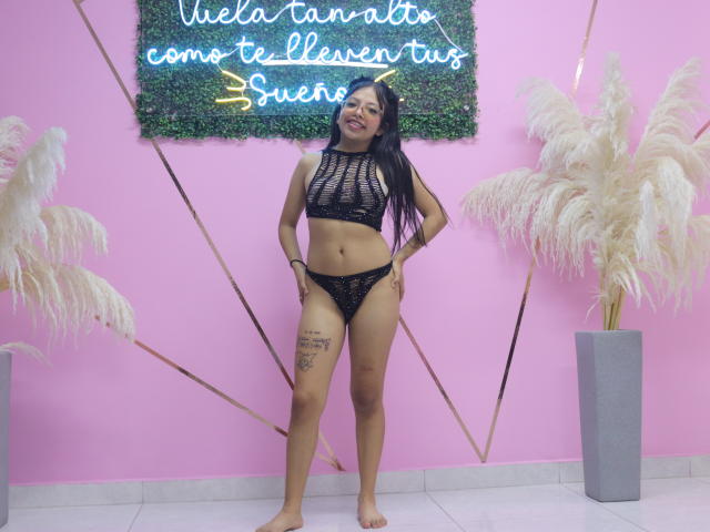 MirandaGil - Live Sex Cam - 20090174