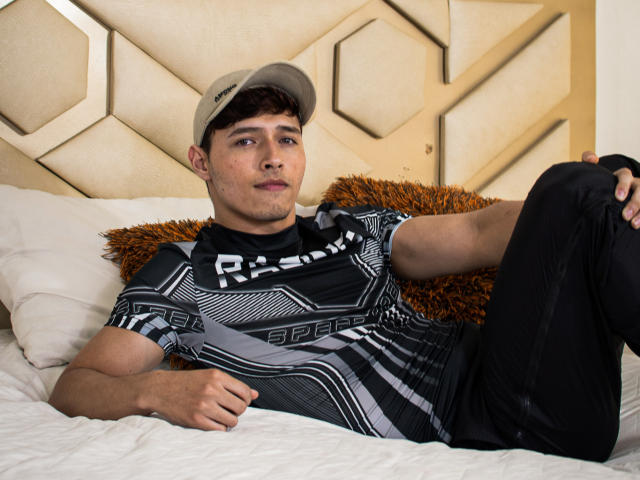 LiamAndrews - Sexe cam en vivo - 20101906