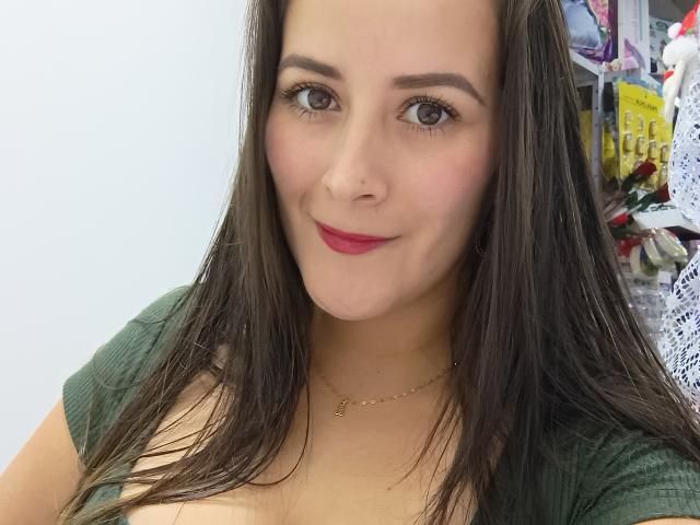 RousseMelinda - Live Sex Cam - 20102158