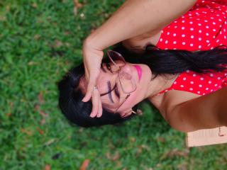 EmmaHariq - Live Sex Cam - 20104950