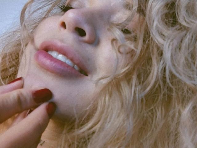 KateZoe - Sexe cam en vivo - 20105194