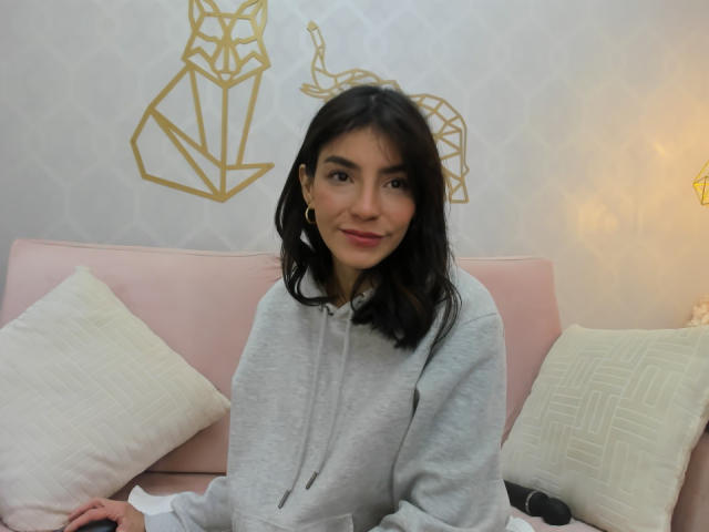 ValenRosee - Live sex cam - 20107110