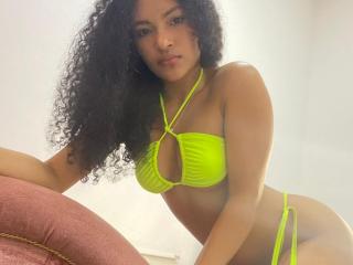 MelanyWhit - Live sex cam - 20110482