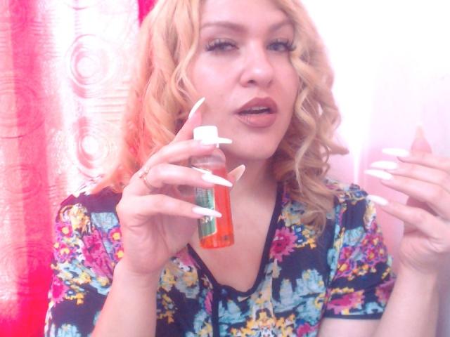 BigDirtyBoobs69 - Sexe cam en vivo - 20112126