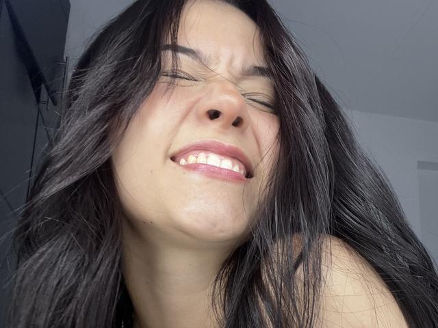 DeisyWest - Live porn &amp; sex cam - 20121034