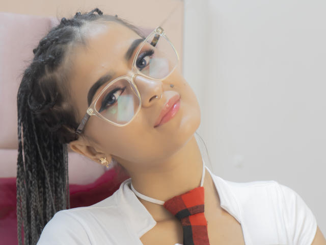 MichelleBenett - Live sexe cam - 20122646