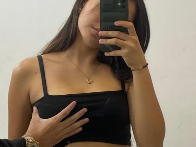 AlyandPier - Live Sex Cam - 20127946