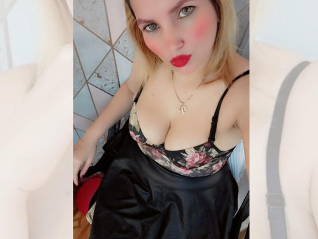 GiuliaAddams - Sexe cam en vivo - 20147522