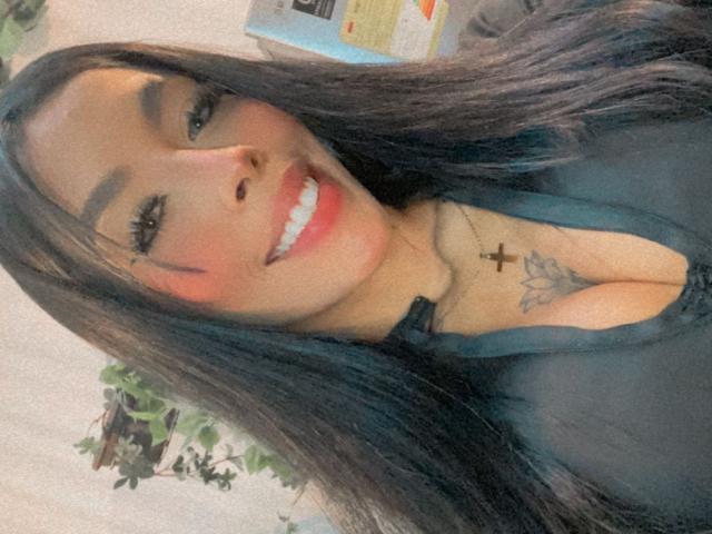 FiorellaBossh - Live porn &amp; sex cam - 20152206