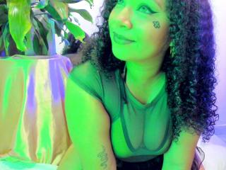 LilithRussell - Live Sex Cam - 20157326