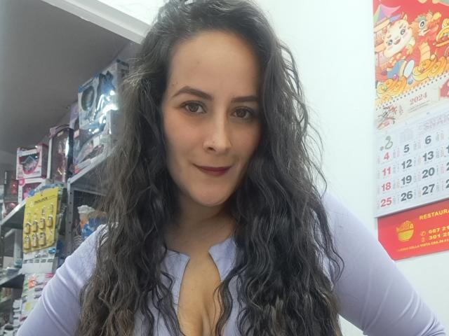 RousseMelinda - Live sex cam - 20170330