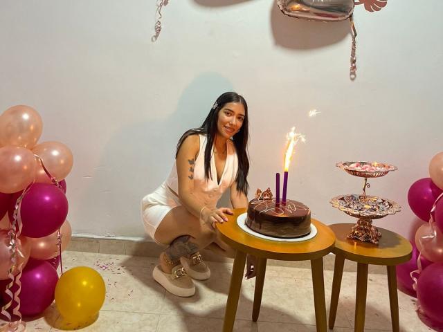 SharonKlart - сексуальная веб-камера в реальном времени - 20175070