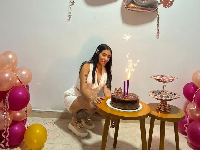 SharonKlart - Live porn &amp; sex cam - 20175078