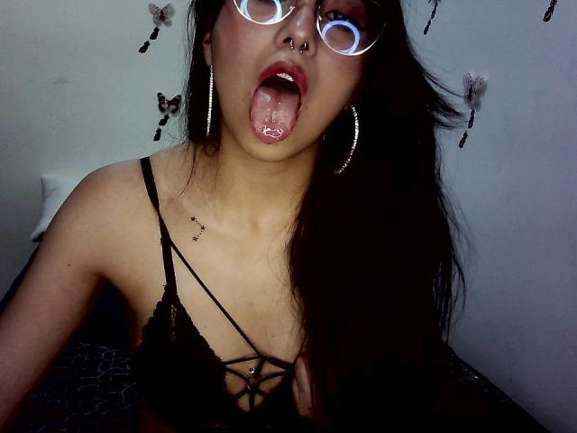 LucyJhones - Live sex cam - 20178642