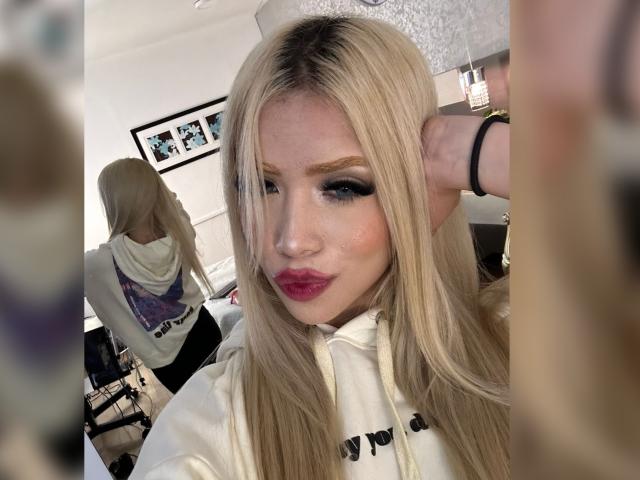 ChristieGarci - Live porn &amp; sex cam - 20205410