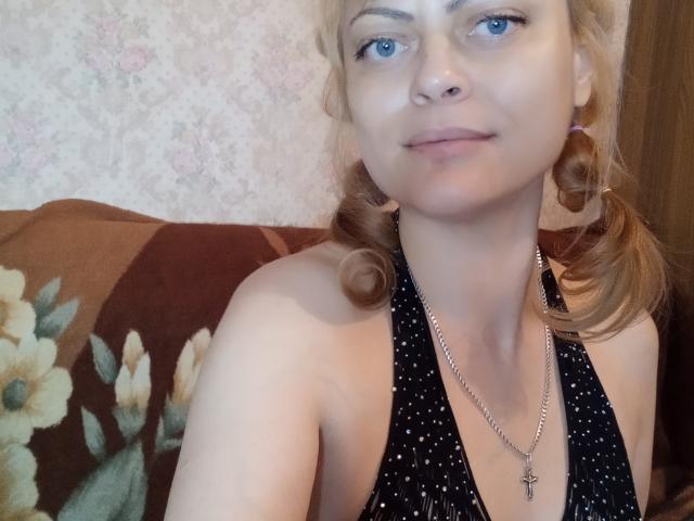 LindaRoutz - Sexe cam en vivo - 20206074