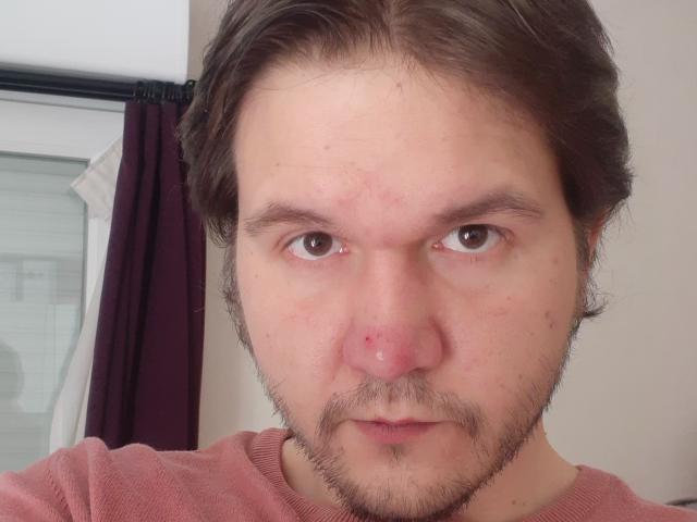 NectarineFad - Live sexe cam - 20209390