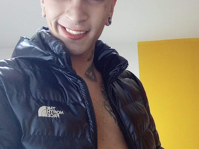 Andreww - Live sex cam - 20209698
