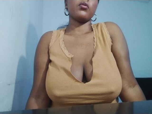 EmiraHot - Live porn &amp; sex cam - 20212902