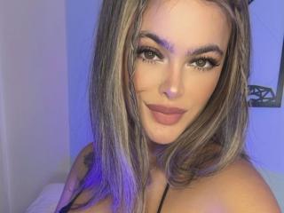 AprilStunt - Live porn & sex cam - 20216850