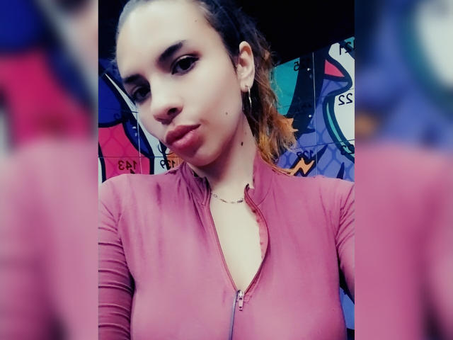 VioletaStone - Live porn &amp; sex cam - 20218658