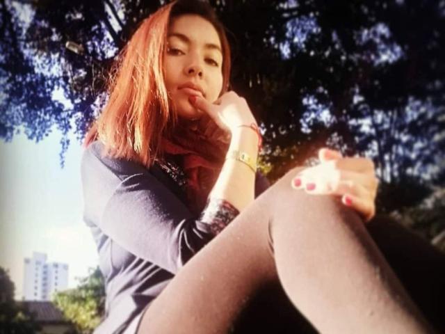 MichelleBelleX - Camera khiêu dâm & quyến rũ trực tiếp - 20220158