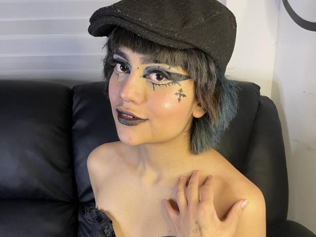GraceSimi - Live sex cam - 20234082