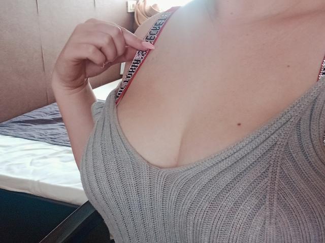 DiLaria - Live porn &amp; sex cam - 20237166