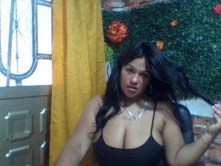 MichelleBrito - Live porn & sex cam - 20250702