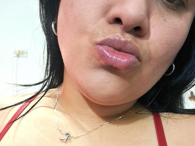 VivianaThomson - פורנו בשידור חי ומצלמת סקס - 20251118
