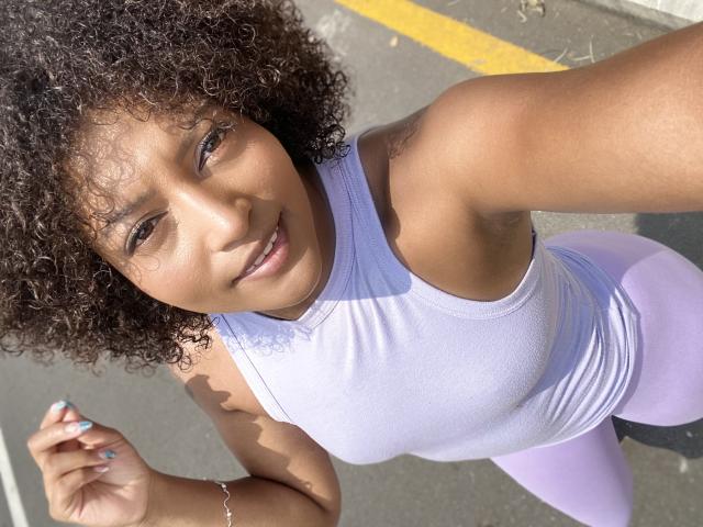 StefyRoldans - Porno na żywo i seks kamera - 20252502