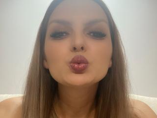 DouceAmelia - Live sex cam - 20262402