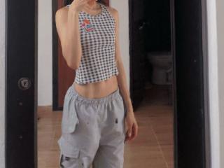 AmberGray69 - Sexe cam en vivo - 20271006