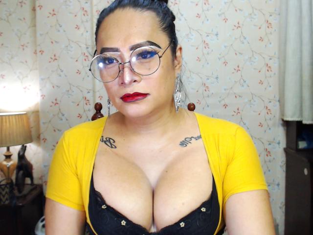 AsianBrunetteLover - Sexe cam en vivo - 20273614