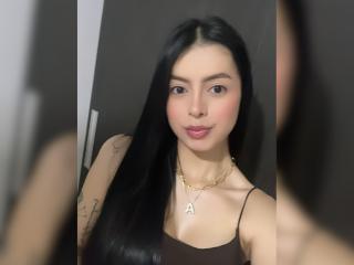 IsabellaJames - Live sex cam - 20287066