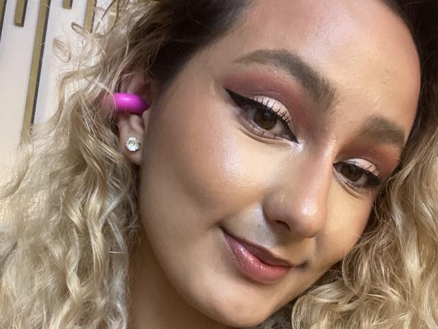 FloraSaenz - Live porn &amp; sex cam - 20293458