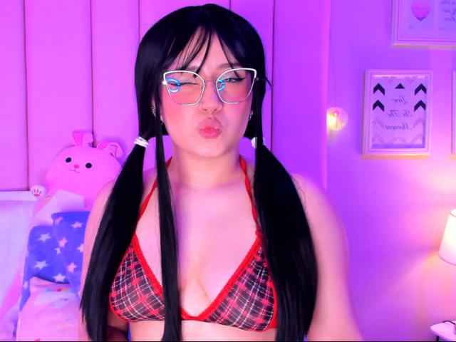 TracieLowe - Live Sex Cam - 20295582