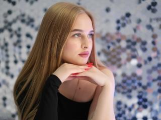 FloraMiller - Live porn & sex cam - 20296098