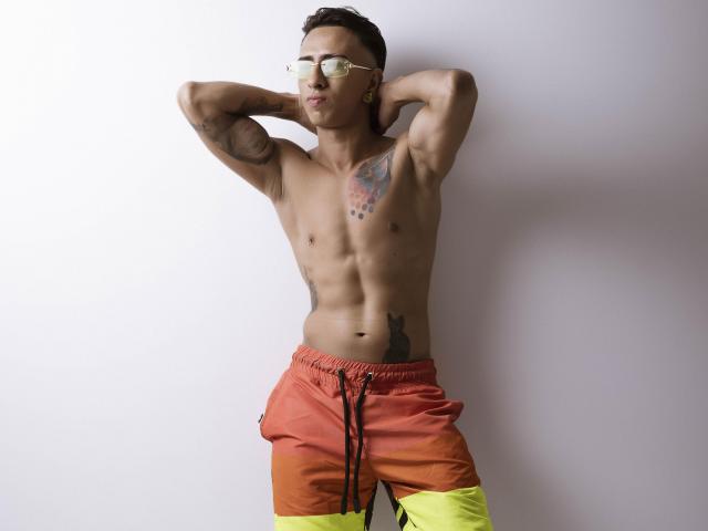 MartinLeon - Live sex cam - 20299310