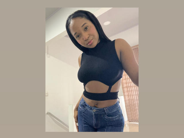 MelanyScoth - Sexe cam en vivo - 20301814