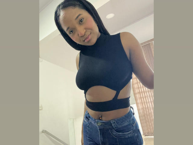 MelanyScoth - Sexe cam en vivo - 20301830