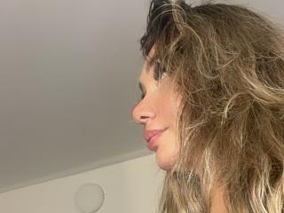 SophieLombardo - Live porn &amp; sex cam - 20302130