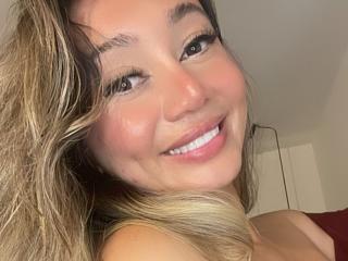 SophieLombardo - Sexe cam en vivo - 20302170