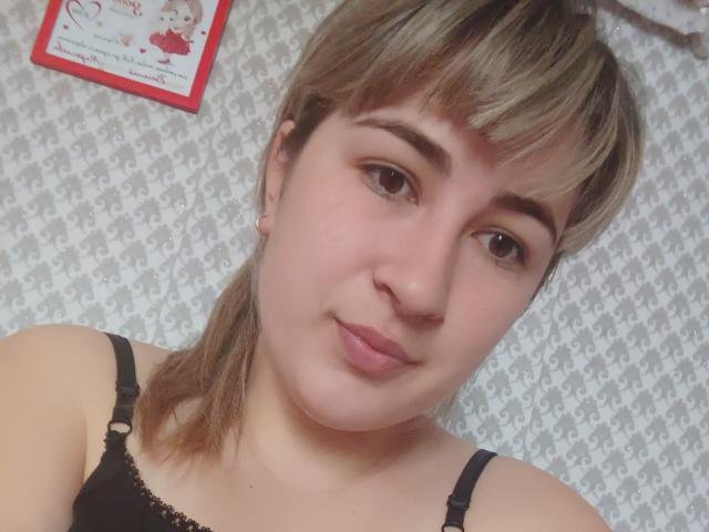 MalishkaxSweet - Live sexe cam - 20303554