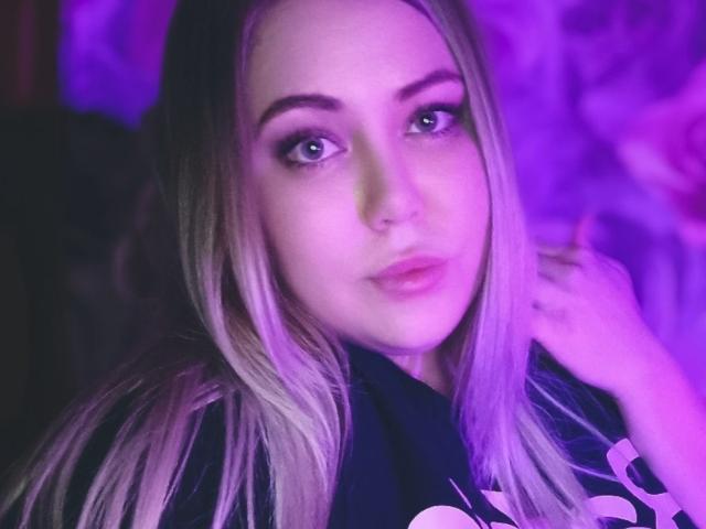 BigSizeMelissa - Sexe cam en vivo - 20304386