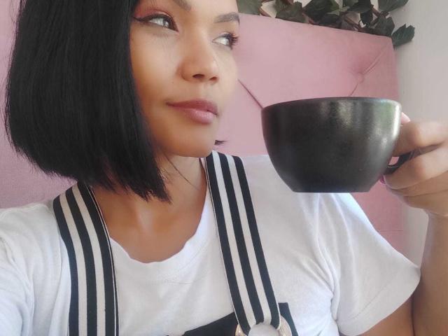 ExoticLyla - Live sexe cam - 20308518