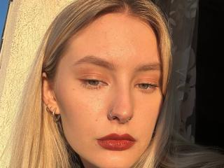 JudyyPlum - Live Sex Cam - 20309510