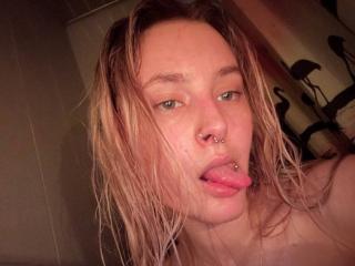 JudyyPlum - Live Sex Cam - 20309522